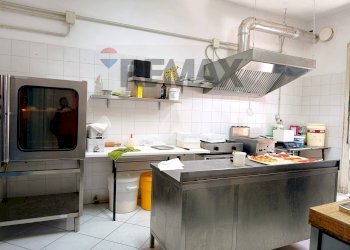 Cucina - Cafeteria - Cold Bar Corso Ara di Giove
70, Pedara - photo 31
