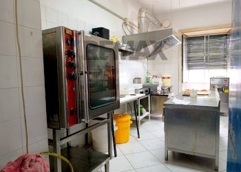 Cucina - Cafeteria - Cold Bar Corso Ara di Giove
70, Pedara - photo 32