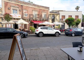 Edificio all\'aperto - Cafeteria - Cold Bar Corso Ara di Giove
70, Pedara - photo 39