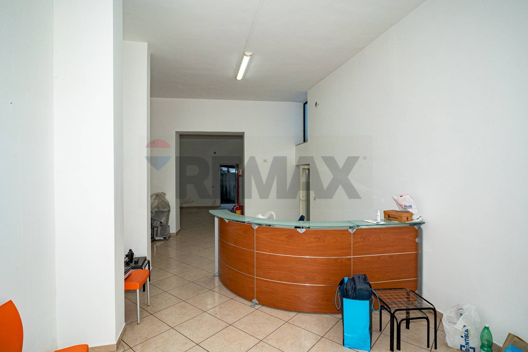 Camera / camera da letto - Negozio via circumvallazione
503, Paterno - foto 2