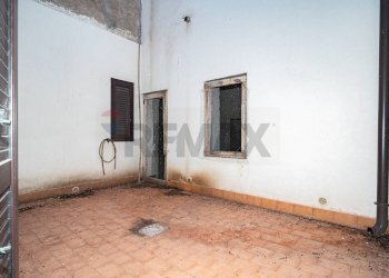 Terrazza - Negozio via circumvallazione
503, Paterno - foto 4