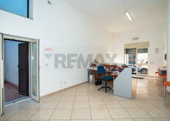 Ufficio - Negozio via circumvallazione
503, Paterno - foto 5