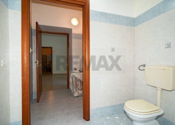 Bagno - Negozio via circumvallazione
503, Paterno - foto 18