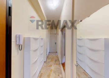 Hall / corridoio - Bilocale via Predabissi
 
3, Milano - foto 16