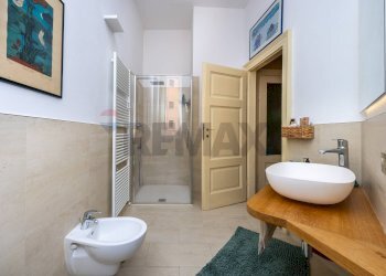Bagno - Apartment Via Giuseppe Garibaldi
 
30, Como - photo 12