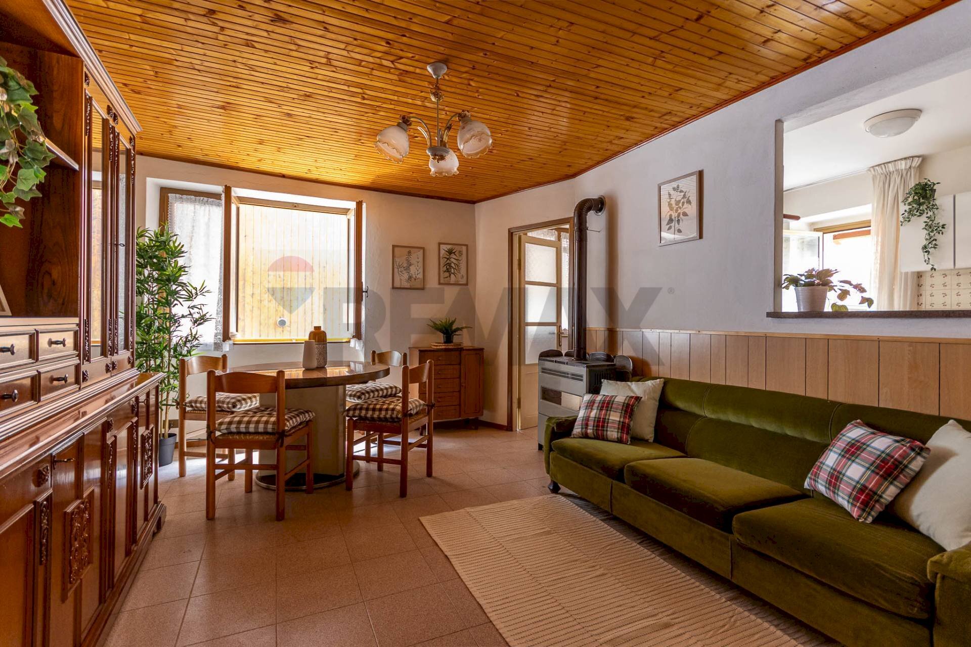 Sala da pranzo - Three-room apartment Via Fratelli Palli
 
2, Alta Valle Intelvi - photo 1