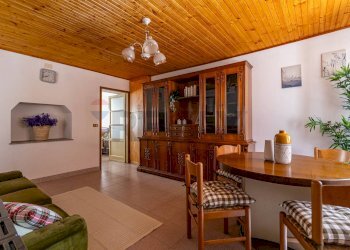 Sala da pranzo - Three-room apartment Via Fratelli Palli
 
2, Alta Valle Intelvi - photo 2
