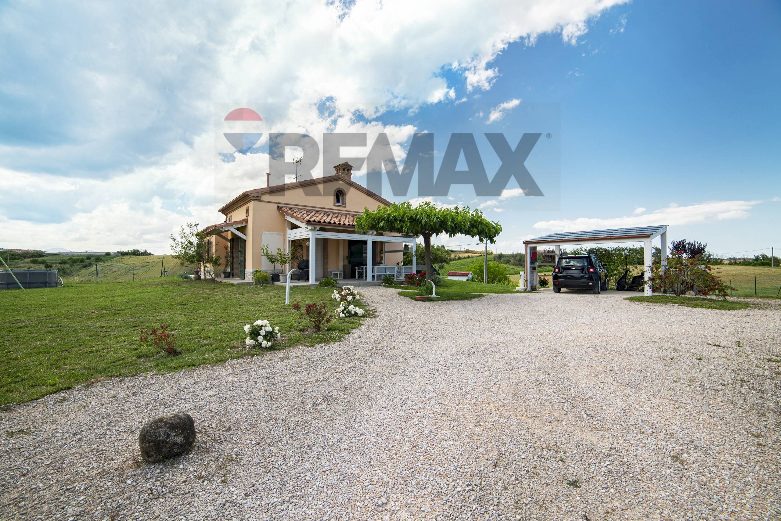 Casa all\'aperto - Casa indipendente Via Monte Schiavo
 
19/A, Maiolati Spontini - foto 1