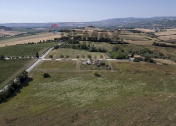 Vista delle montagne - Casa indipendente Via Monte Schiavo
 
19/A, Maiolati Spontini - foto 22