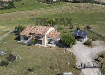 Casa all\'aperto - Casa indipendente Via Monte Schiavo
 
19/A, Maiolati Spontini - foto 24