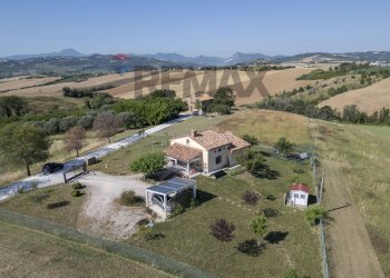 Casa all\'aperto - Casa indipendente Via Monte Schiavo
 
19/A, Maiolati Spontini - foto 26