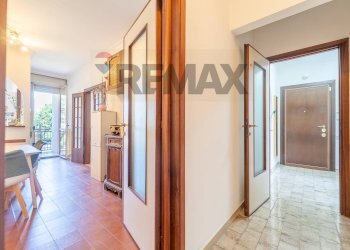 Hall / corridoio - Apartment Via Antonino Bongiorno
2, Roma - photo 36