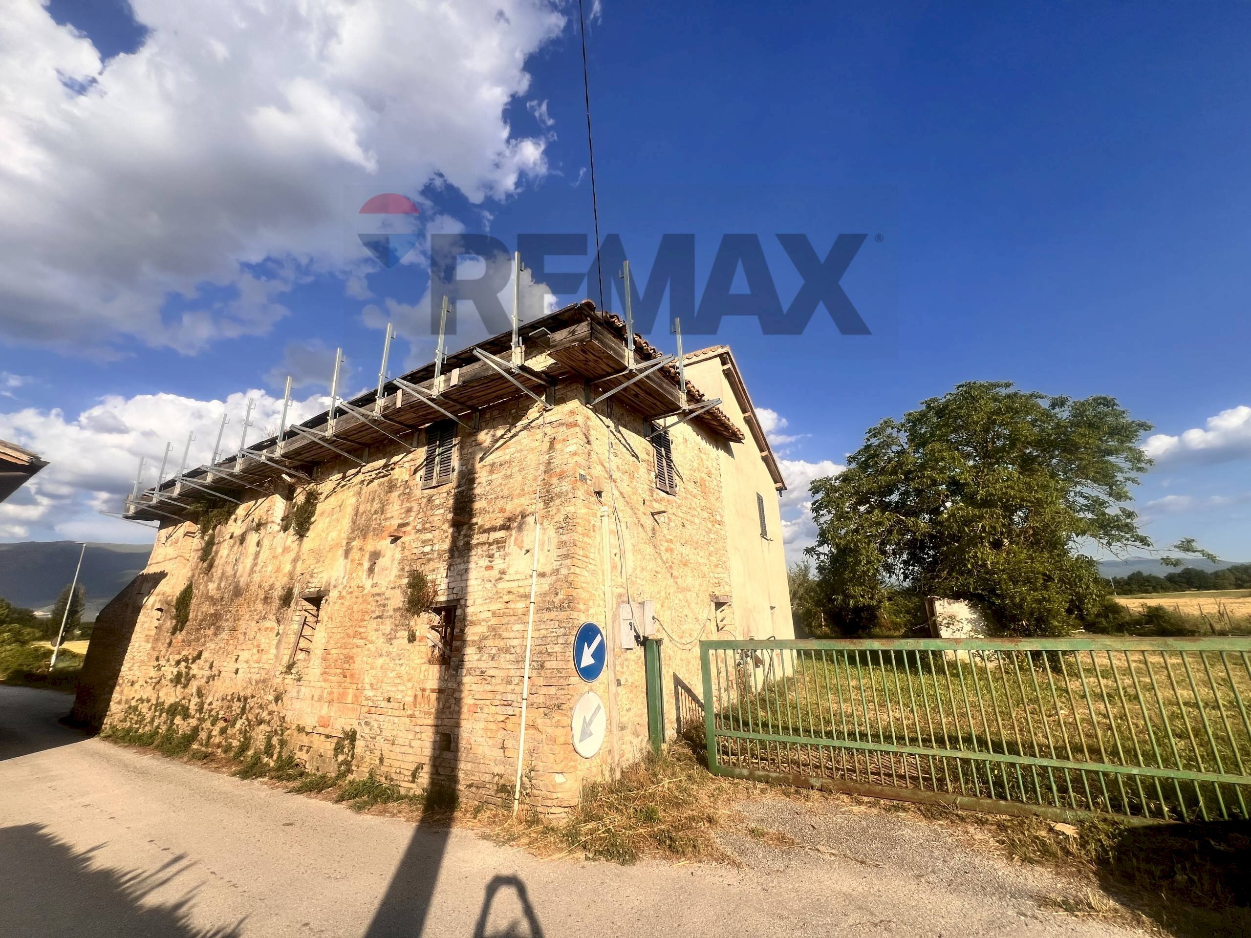Casa all\'aperto - Casa indipendente LOC FONTE D'ORO
59, Montefalco - foto 2
