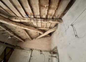 Stanza vuota - Casa indipendente LOC FONTE D'ORO
 
59, Montefalco - foto 11
