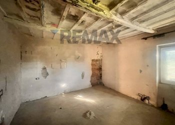 Stanza vuota - Casa indipendente LOC FONTE D'ORO
 
59, Montefalco - foto 12