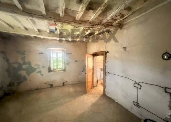 Stanza vuota - Casa indipendente LOC FONTE D'ORO
 
59, Montefalco - foto 15