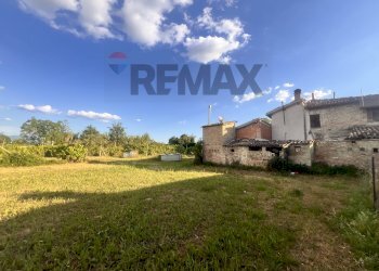 Giardino - Casa indipendente LOC FONTE D'ORO
 
59, Montefalco - foto 29