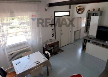 Sala da pranzo - Casa semi indipendente Via Elio Bernardi
 
8, Baricella - foto 15
