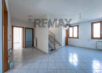 Stanza vuota - Appartamento Via Mozambico
 
36, Portomaggiore - foto 2