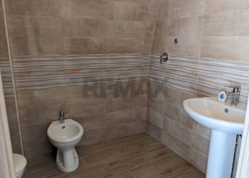 Bagno - Office Via Stella
 
7, Manfredonia - photo 11