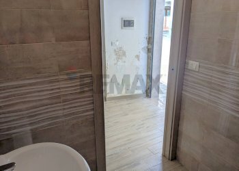 Bagno - Office Via Stella
 
7, Manfredonia - photo 12