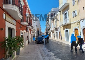Edificio all\'aperto - Locale Commerciale Corso Manfredi
 
snc, Manfredonia - foto 4