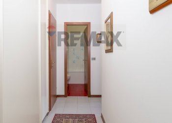 Hall / corridoio - Three-room apartment Via De Fin
 
2, Trieste - photo 14