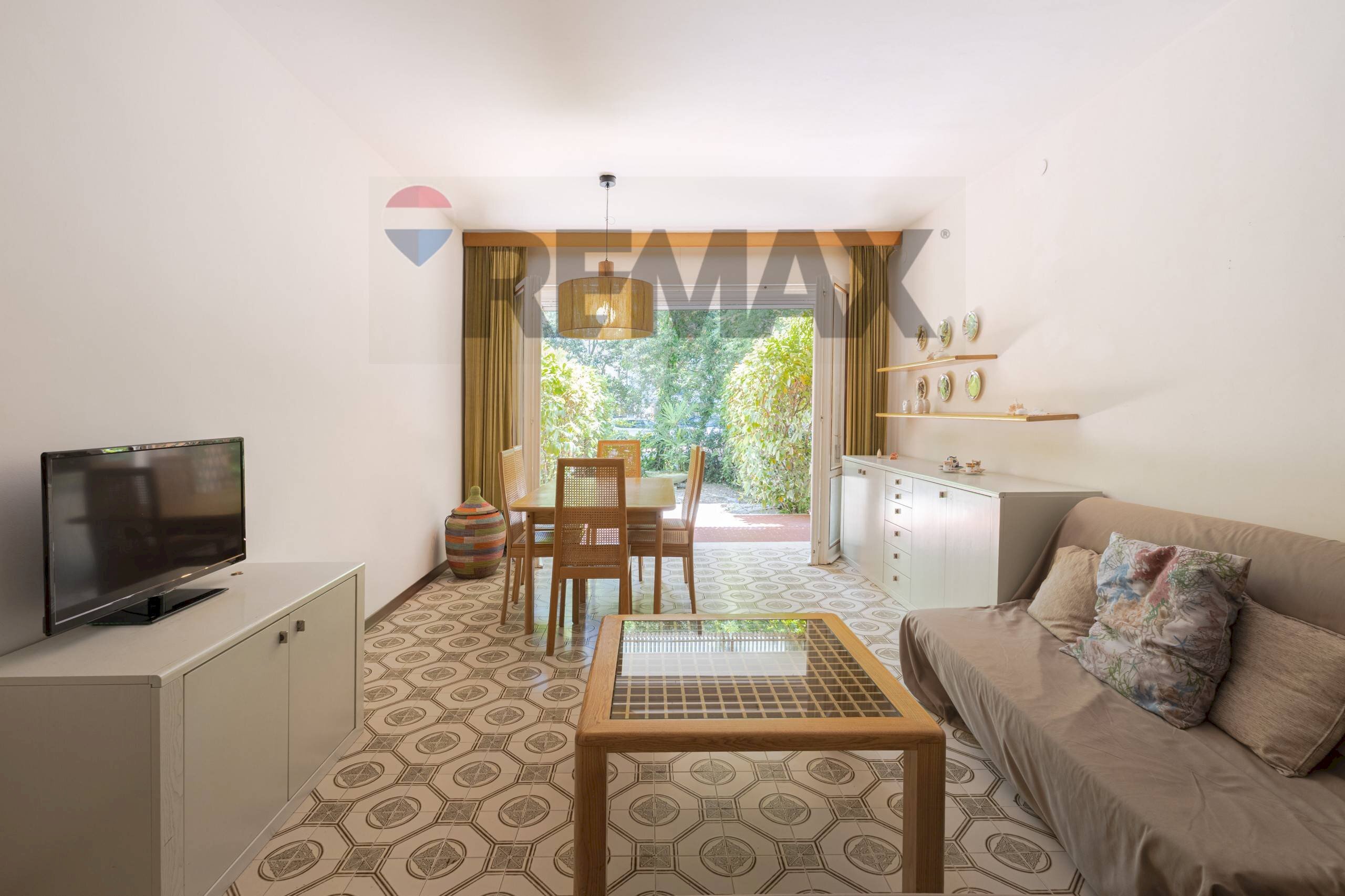 Sala da pranzo - Four-room apartment viale andromeda
 
8, Grado - photo 1