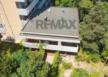 Edificio all\'aperto - Four-room apartment viale andromeda
 
8, Grado - photo 23