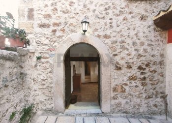 Casa all\'aperto - Semi-detached house Via Dei Mori
 
21, Navelli - photo 23