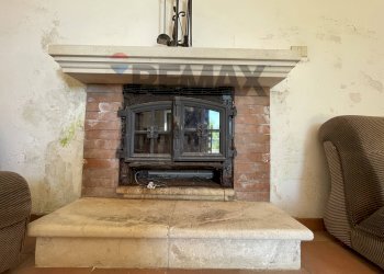 Dettagli - Casa semi indipendente Via Roma
 
54, Santo Stefano di Sessanio - foto 5