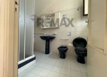 Bagno - Casa semi indipendente Via Roma
 
54, Santo Stefano di Sessanio - foto 6