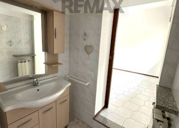 Bagno - Semi-detached house VIA MURCIANO
 
13, Galliate - photo 12
