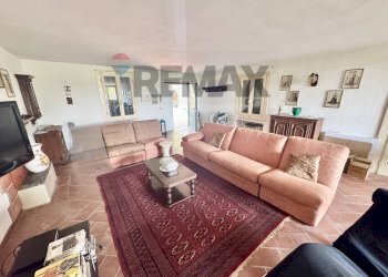 Soggiorno - Villa Cascina Cassero Alto
 
6, Silvano Pietra - foto 37