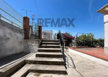 Scale - Quadrilocale Viale Aldo Moro
 
41, Ischitella - foto 16