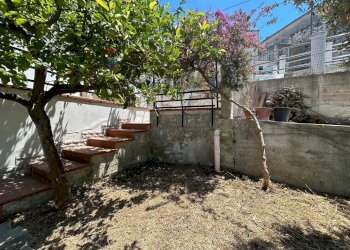 Giardino - Quadrilocale Viale Aldo Moro
 
41, Ischitella - foto 21