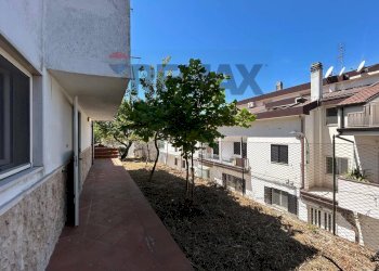 Casa all\'aperto - Quadrilocale Viale Aldo Moro
 
41, Ischitella - foto 23