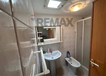 Bagno - Quadrilocale Viale Aldo Moro
 
41, Ischitella - foto 26