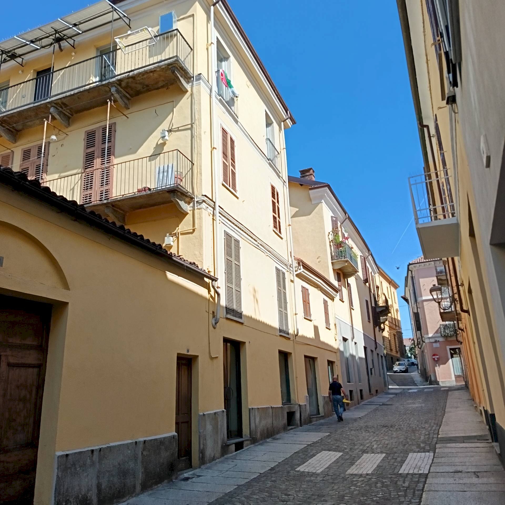 Foto 1 - Negozio via Cesare Balbo
 
21-23, Asti - foto 1