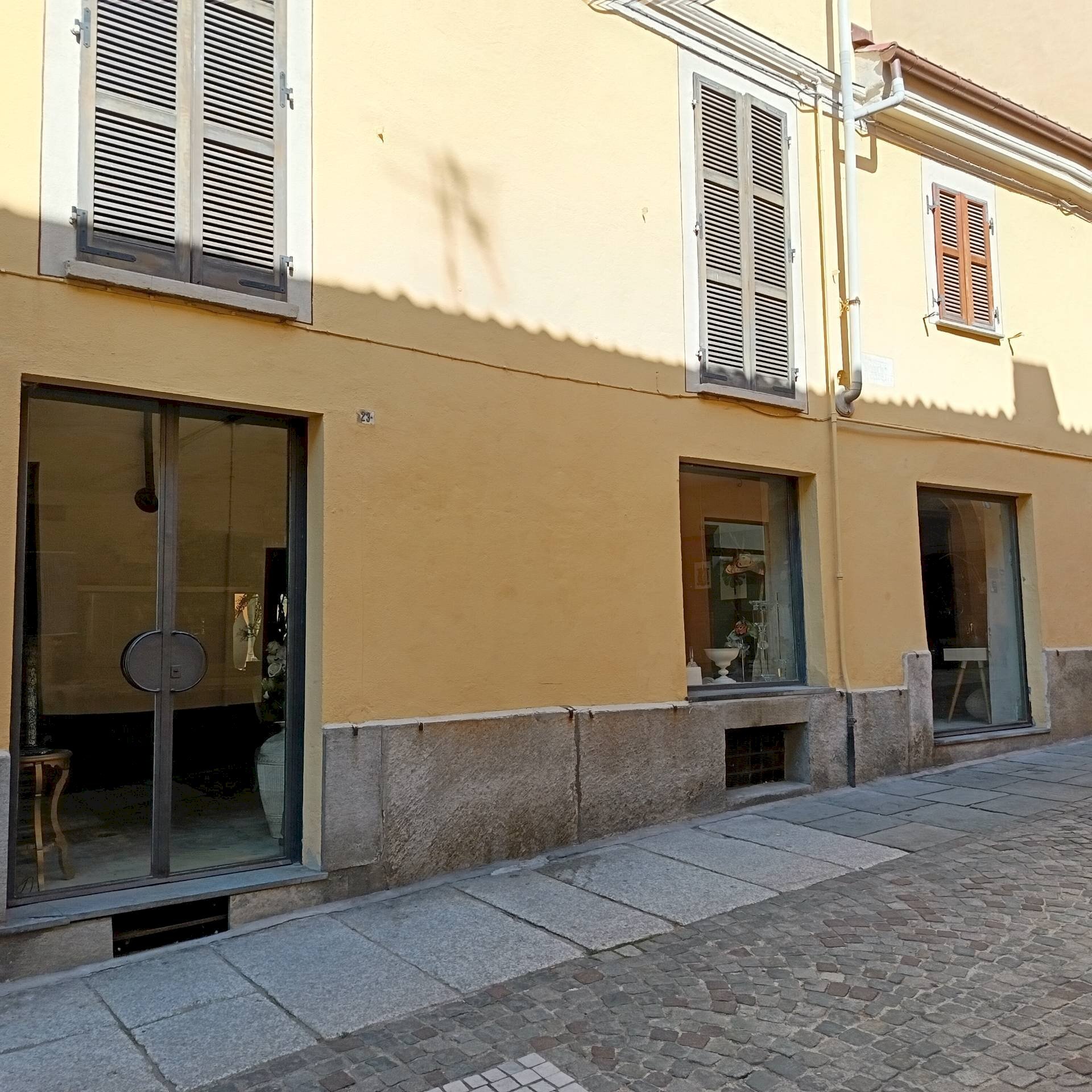 Foto 2 - Negozio via Cesare Balbo
 
21-23, Asti - foto 2