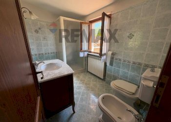 Bagno - Casa semi indipendente Via Torre 6  Benabbio
 
7, Bagni di Lucca - foto 9
