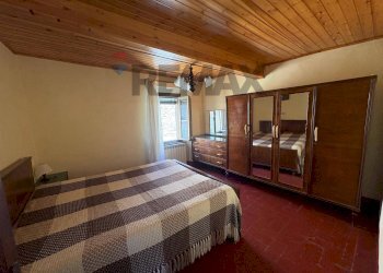 Camera / camera da letto - Casa semi indipendente Via Torre 6  Benabbio
 
7, Bagni di Lucca - foto 11