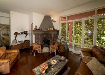 Soggiorno - Villa PONTE DI CAMPIA
 
1, Gallicano - photo 31