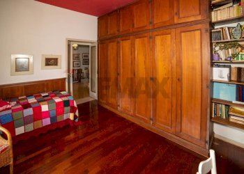Camera / camera da letto - Villa PONTE DI CAMPIA
 
1, Gallicano - photo 53