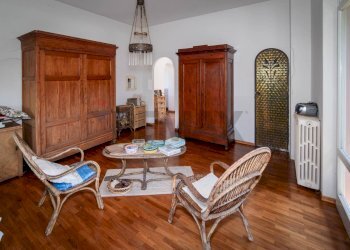 Soggiorno - Villa PONTE DI CAMPIA
 
1, Gallicano - photo 60