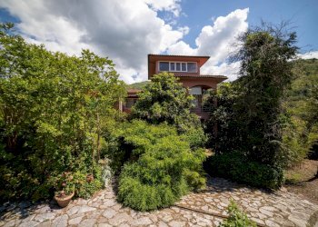 Giardino - Villa PONTE DI CAMPIA
 
1, Gallicano - photo 90