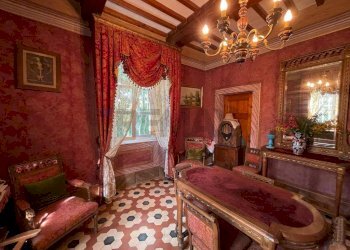 Sala da pranzo - Villa VIA NUOVA COLLE DI COMPITO
 
224, Capannori - photo 8