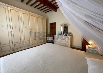 Camera / camera da letto - Villa VIA NUOVA COLLE DI COMPITO
 
224, Capannori - photo 23