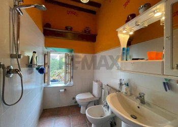 Bagno - Villa VIA NUOVA COLLE DI COMPITO
 
224, Capannori - photo 25