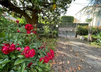 Giardino - Villa VIA NUOVA COLLE DI COMPITO
 
224, Capannori - photo 73